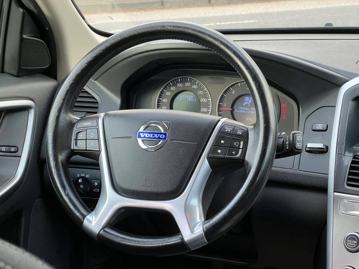 volvo-xc60-2009-diesel-2400cc