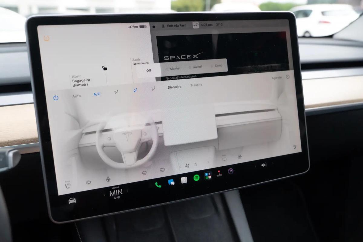 tesla-model-y-2022-eletrico-0cc