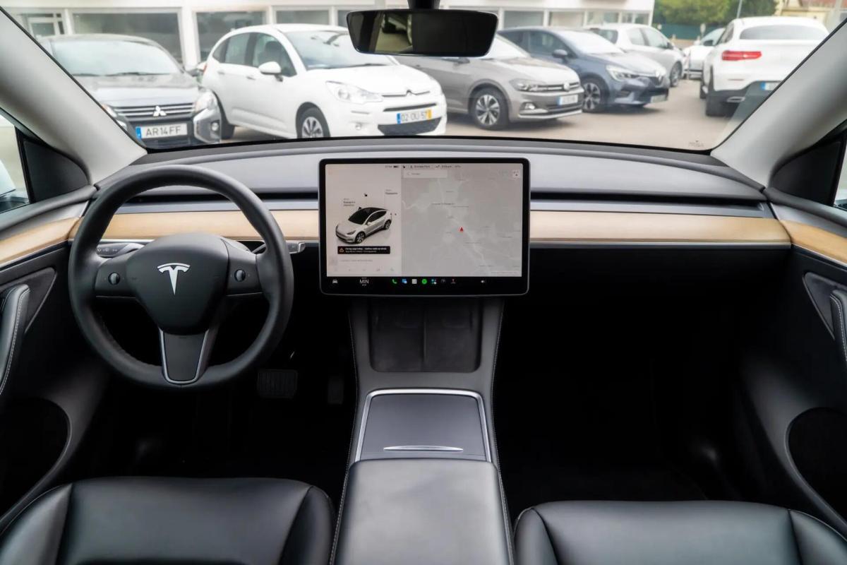 tesla-model-y-2022-eletrico-0cc