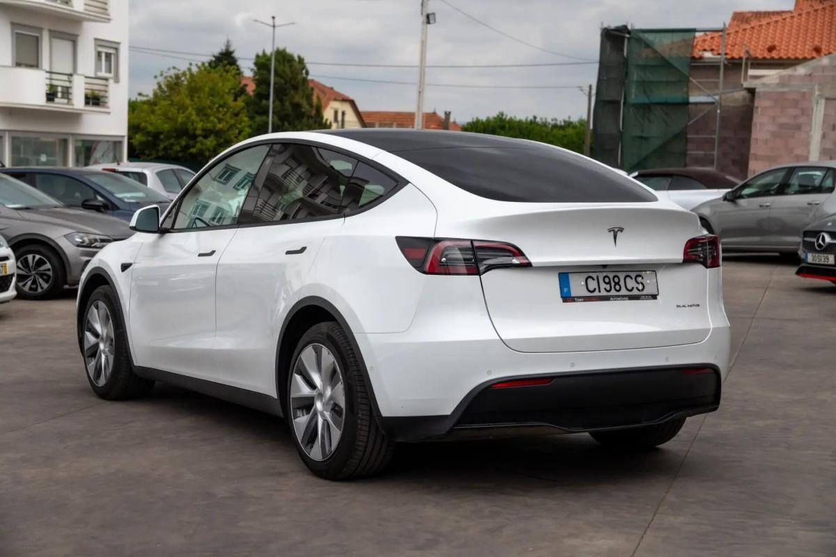 tesla-model-y-2022-eletrico-0cc
