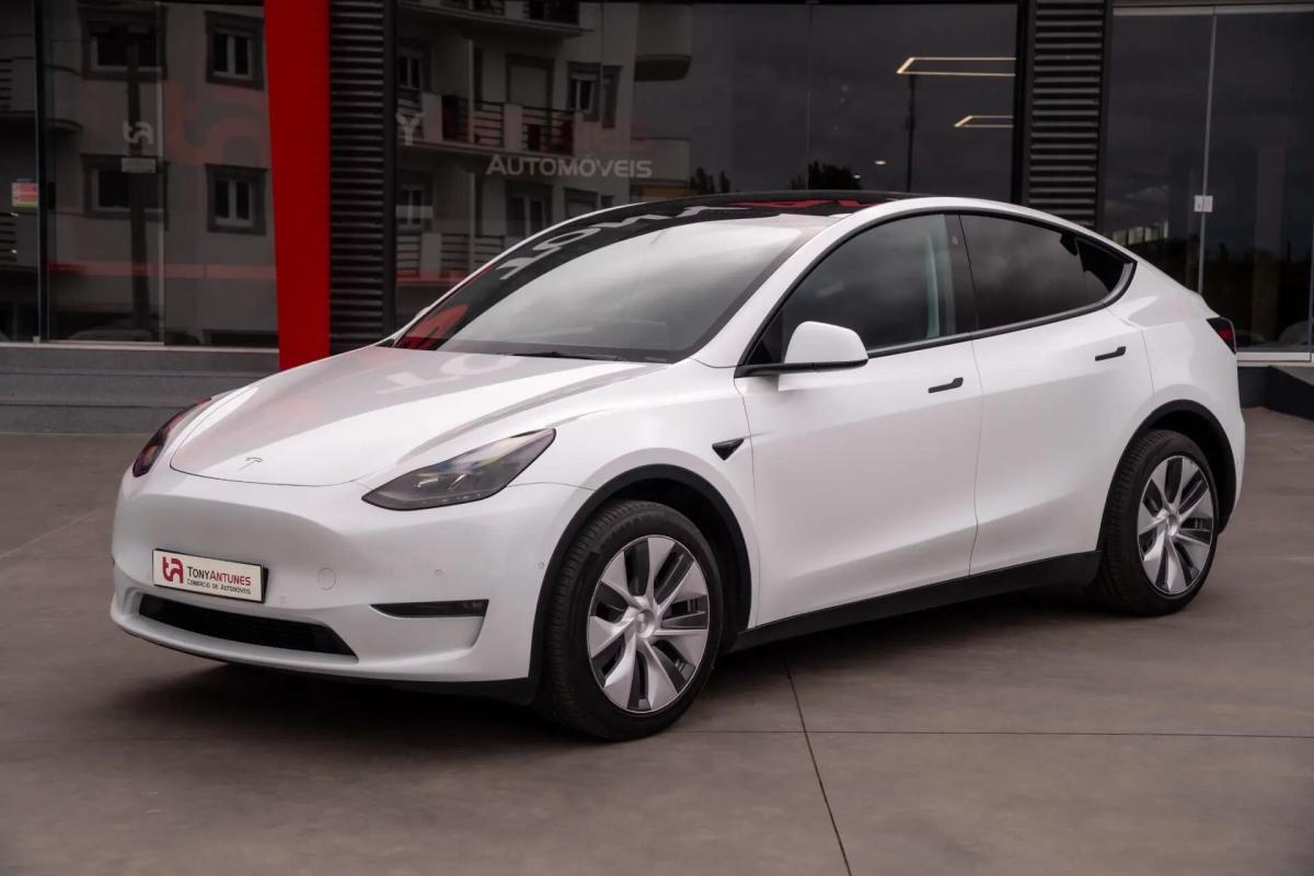 tesla-model-y-2022-eletrico-0cc