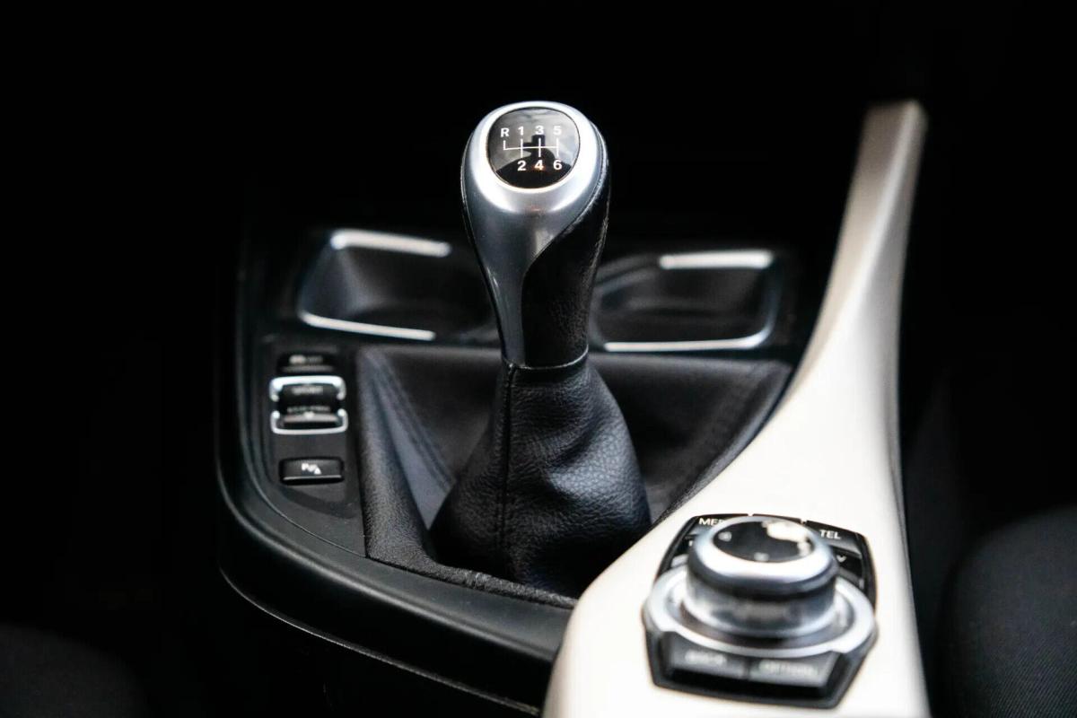 bmw-serie-1-116-d-2016-diesel-1496cc