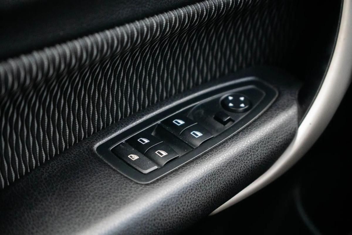 bmw-serie-1-116-d-2016-diesel-1496cc