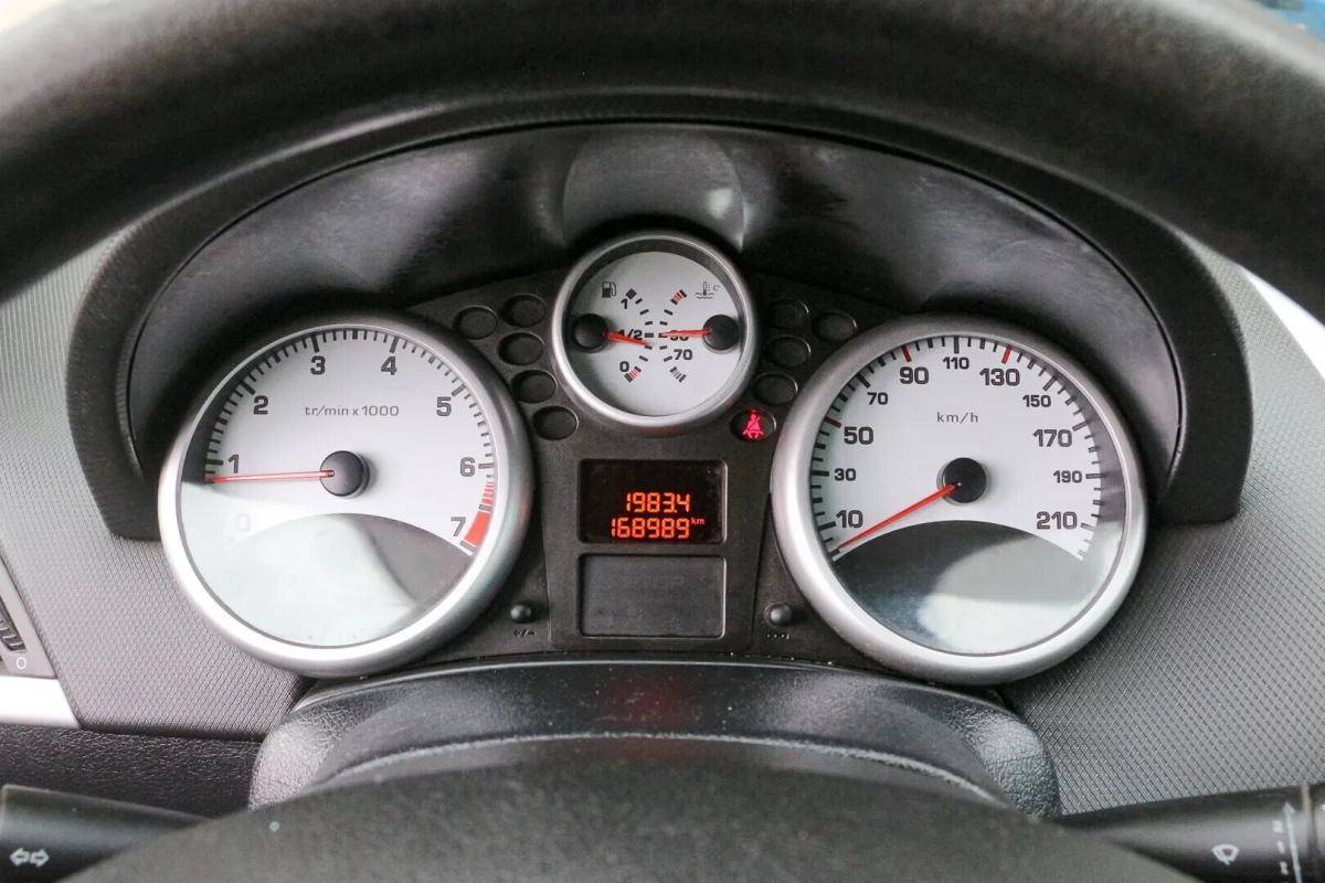 peugeot-207-2007-gasolina-1360cc
