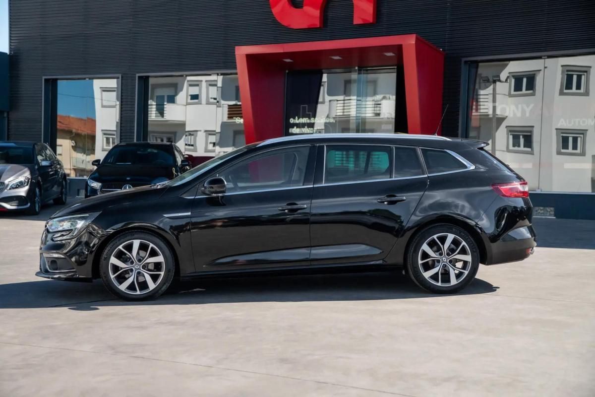 renault-megane-sport-tourer-2017-diesel-1461cc