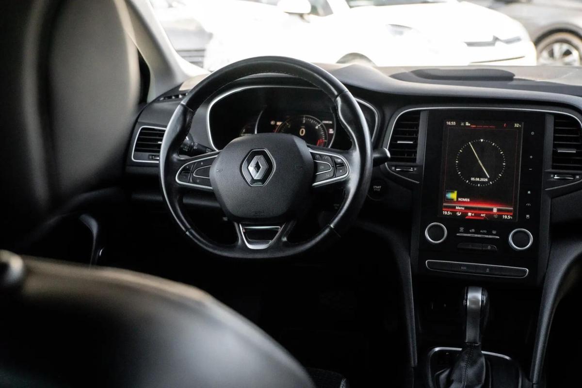 renault-megane-sport-tourer-2017-diesel-1461cc