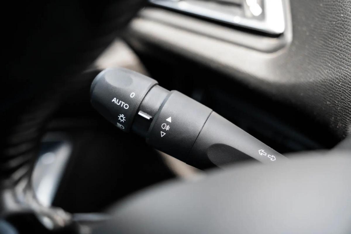 peugeot-308-2019-diesel-1499cc