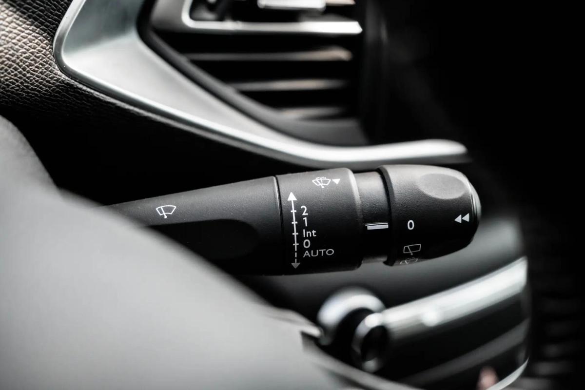 peugeot-308-2019-diesel-1499cc