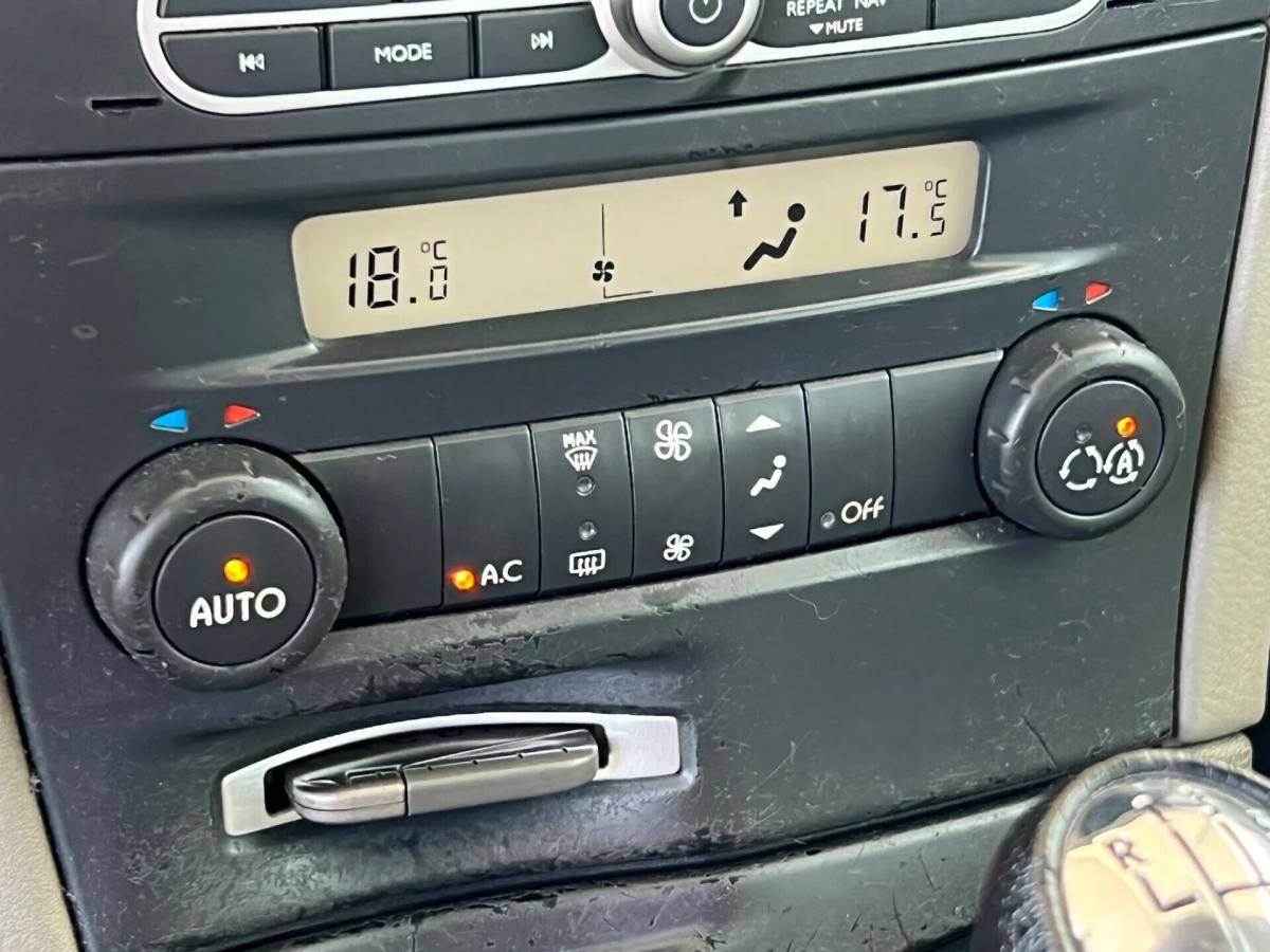 renault-laguna-break-2006-diesel-1995cc