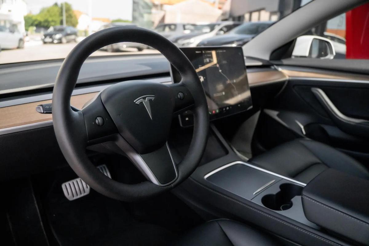 tesla-model-3-2022-eletrico-0cc