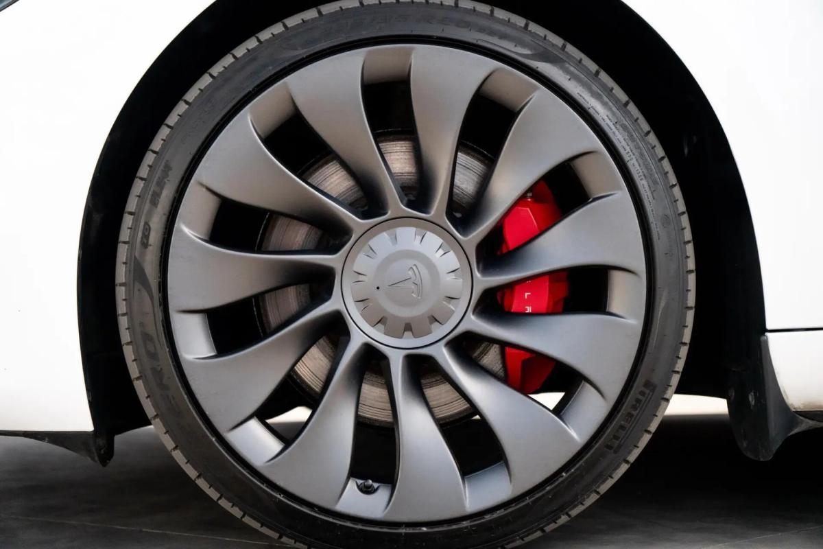 tesla-model-3-2022-eletrico-0cc