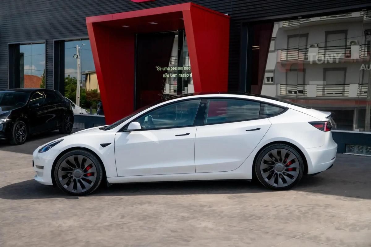 tesla-model-3-2022-eletrico-0cc