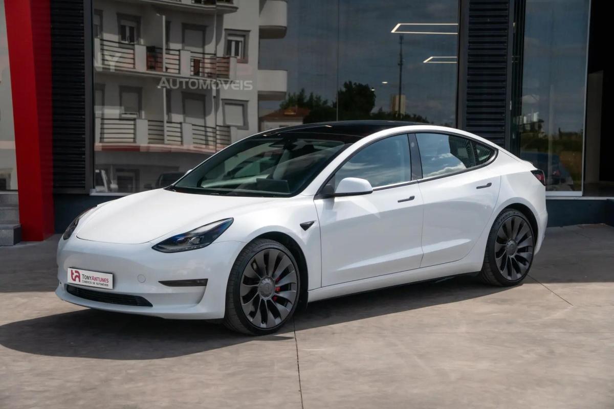 tesla-model-3-2022-eletrico-0cc