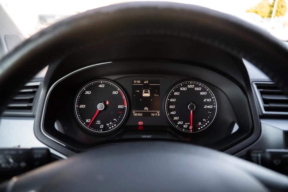 seat-arona-2019-diesel-1598cc