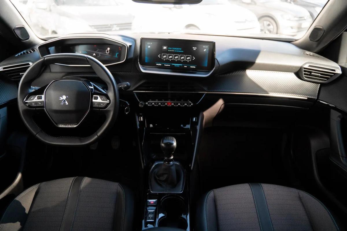 peugeot-2008-2023-gasolina-1199cc