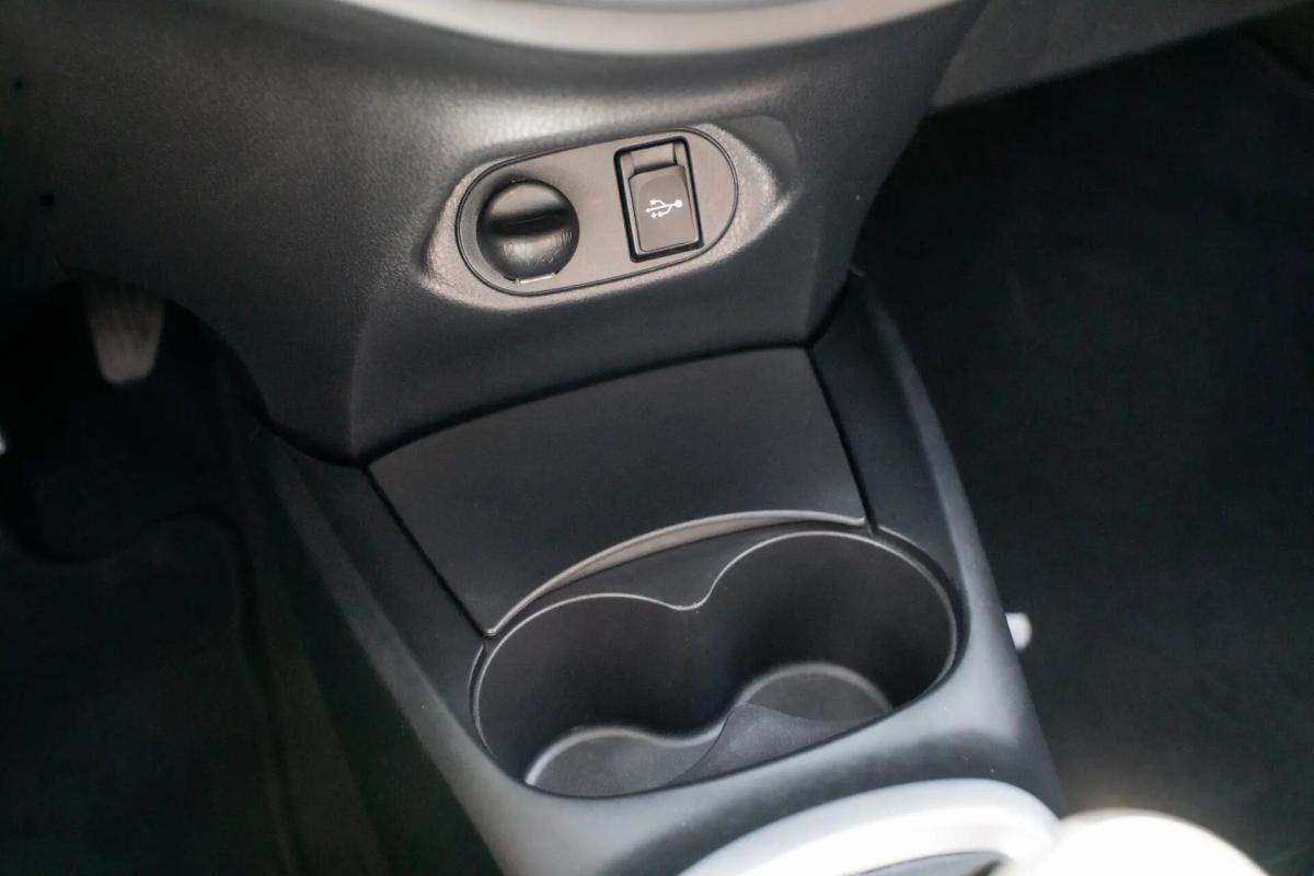 toyota-yaris-2020-gasolina-998cc