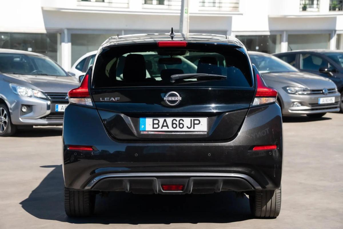 nissan-leaf-2023-eletrico-0cc