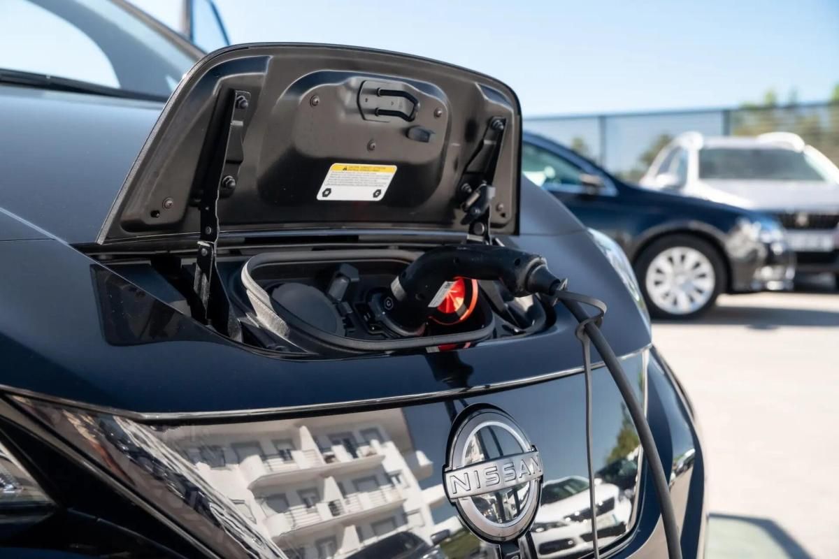 nissan-leaf-2023-eletrico-0cc