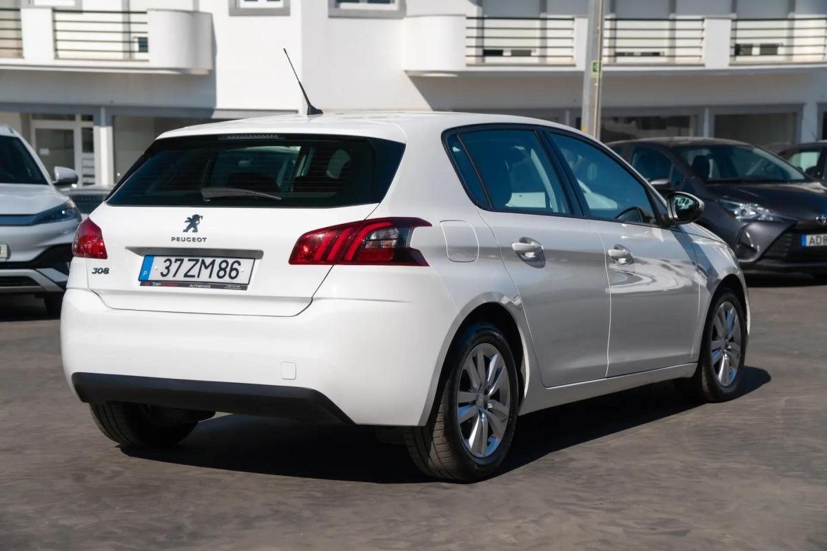peugeot-308-2019-diesel-1499cc