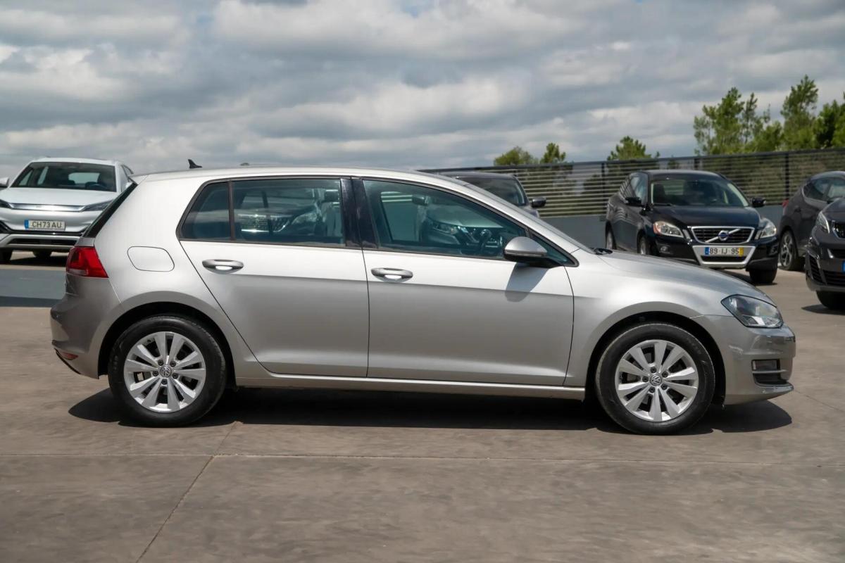 volkswagen-golf-2016-diesel-1598cc
