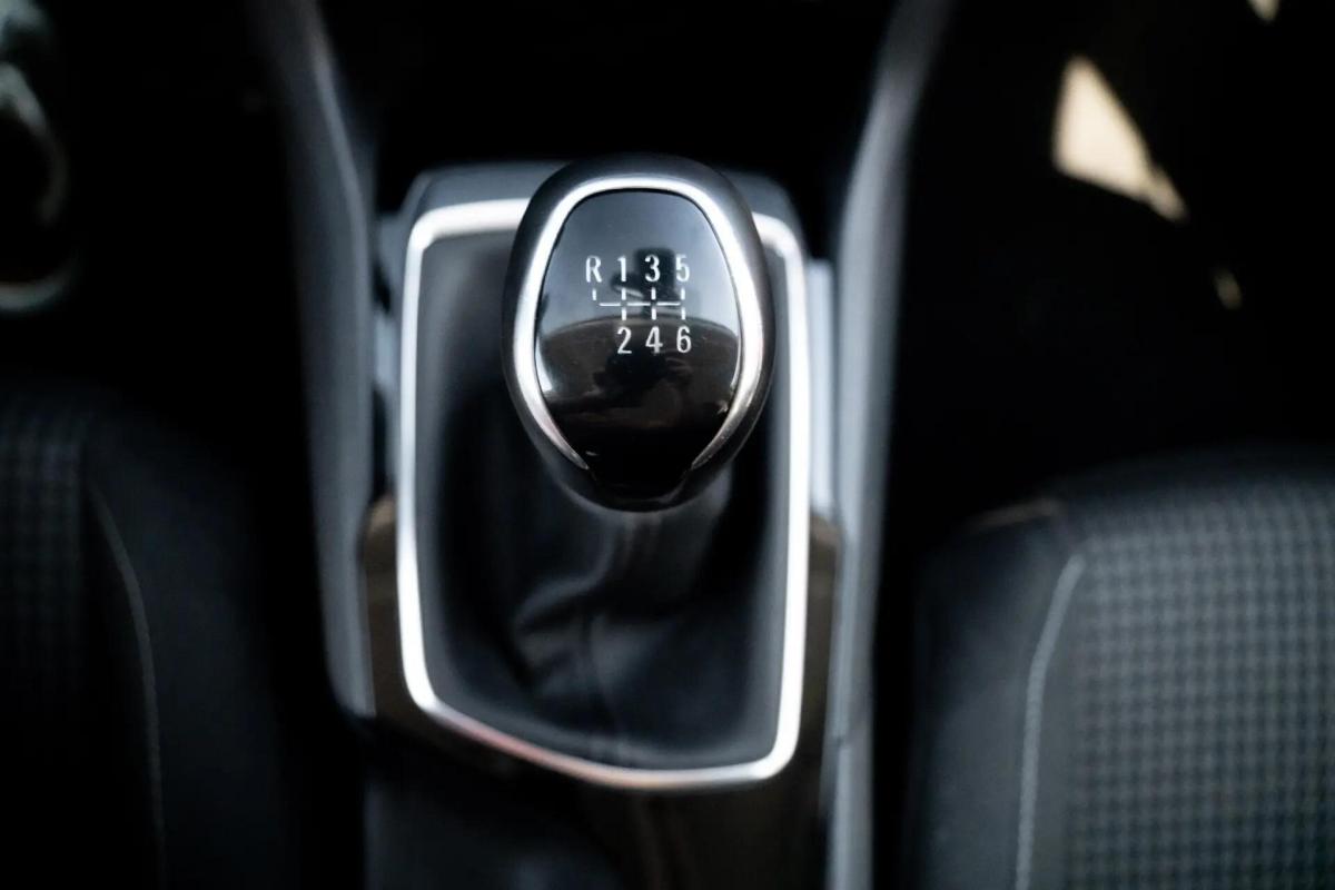 peugeot-308-2019-diesel-1499cc