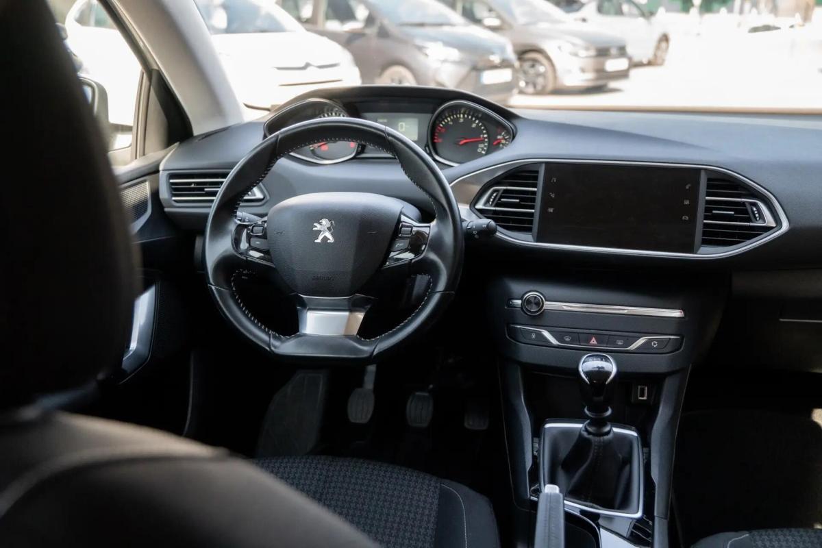 peugeot-308-2019-diesel-1499cc