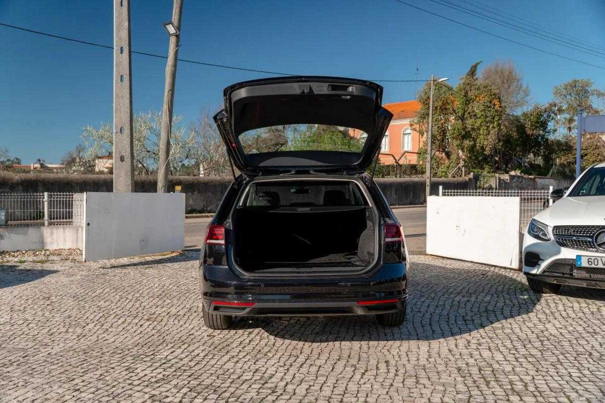 volkswagen-passat-variant-2021-diesel-1968cc