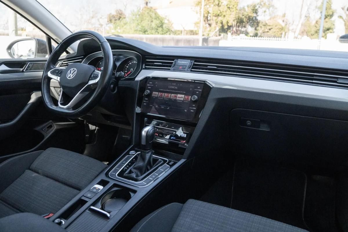 volkswagen-passat-variant-2021-diesel-1968cc