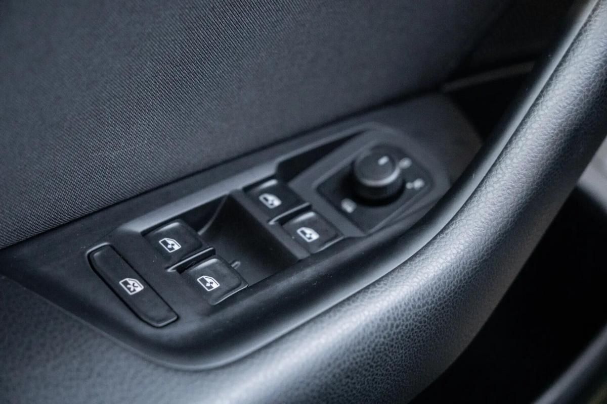 volkswagen-passat-variant-2021-diesel-1968cc