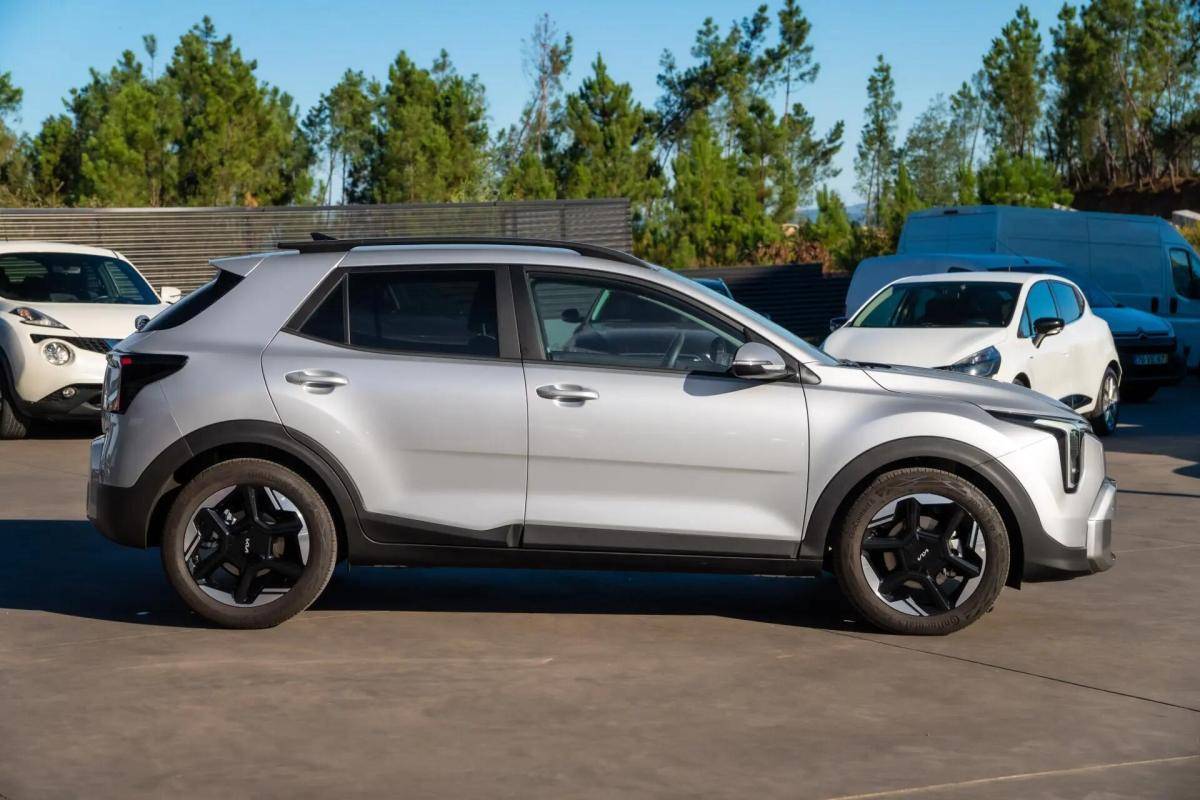 kia-stonic-2026-gasolina-998cc