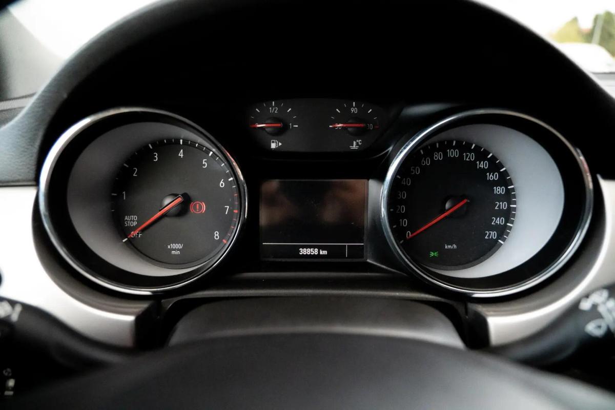 opel-astra-sport-tourer-2020-gasolina-1199cc