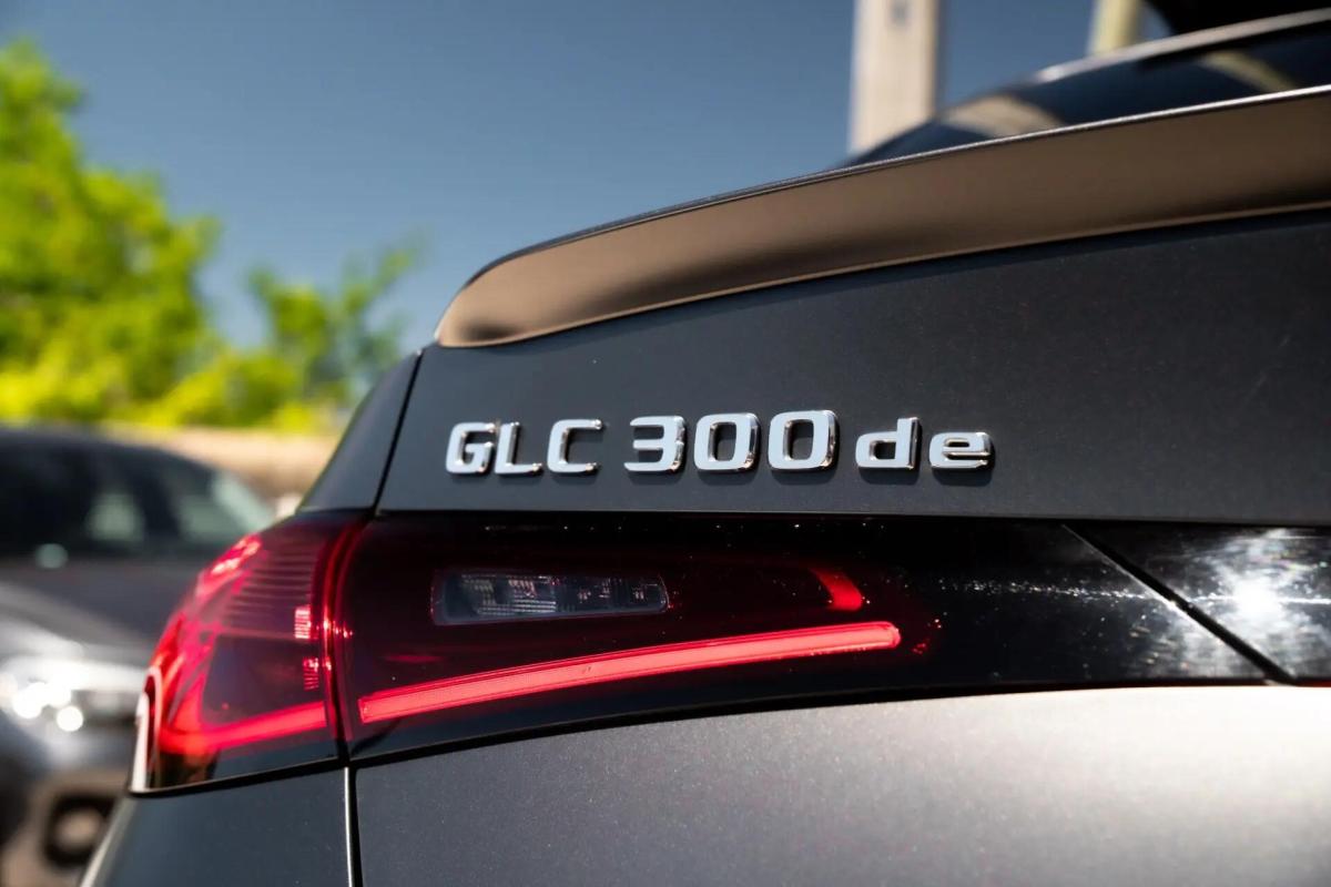 mercedes-benz-glc-300-de-4matic-2024-hibrido-a-diesel-1993cc