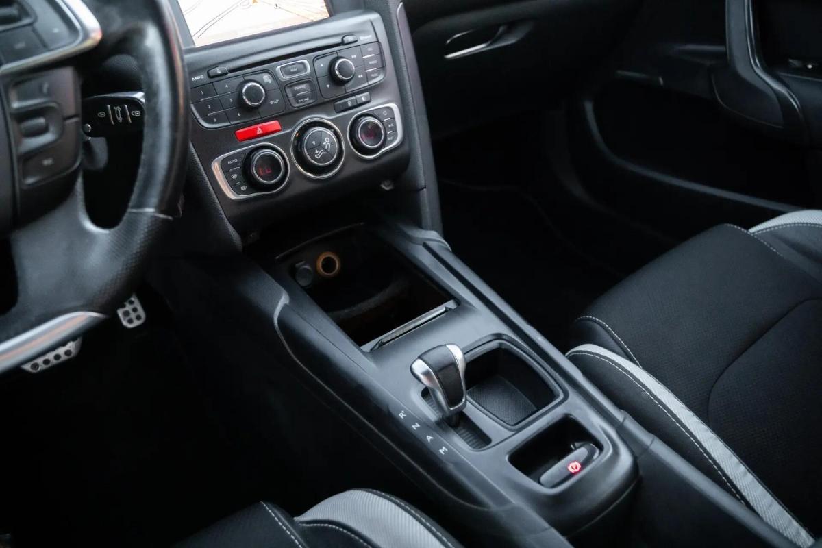 citroen-ds4-2012-diesel-1560cc