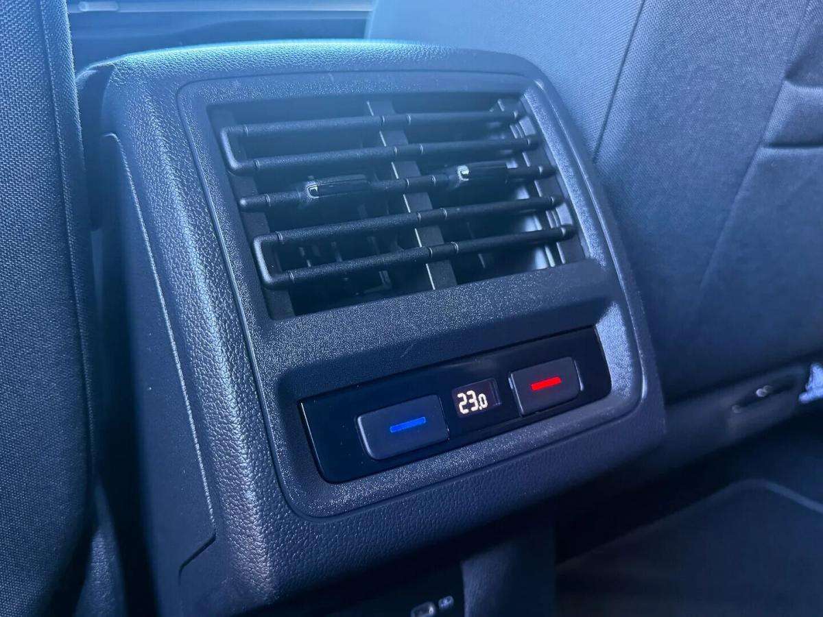 volkswagen-golf-2021-diesel-1968cc