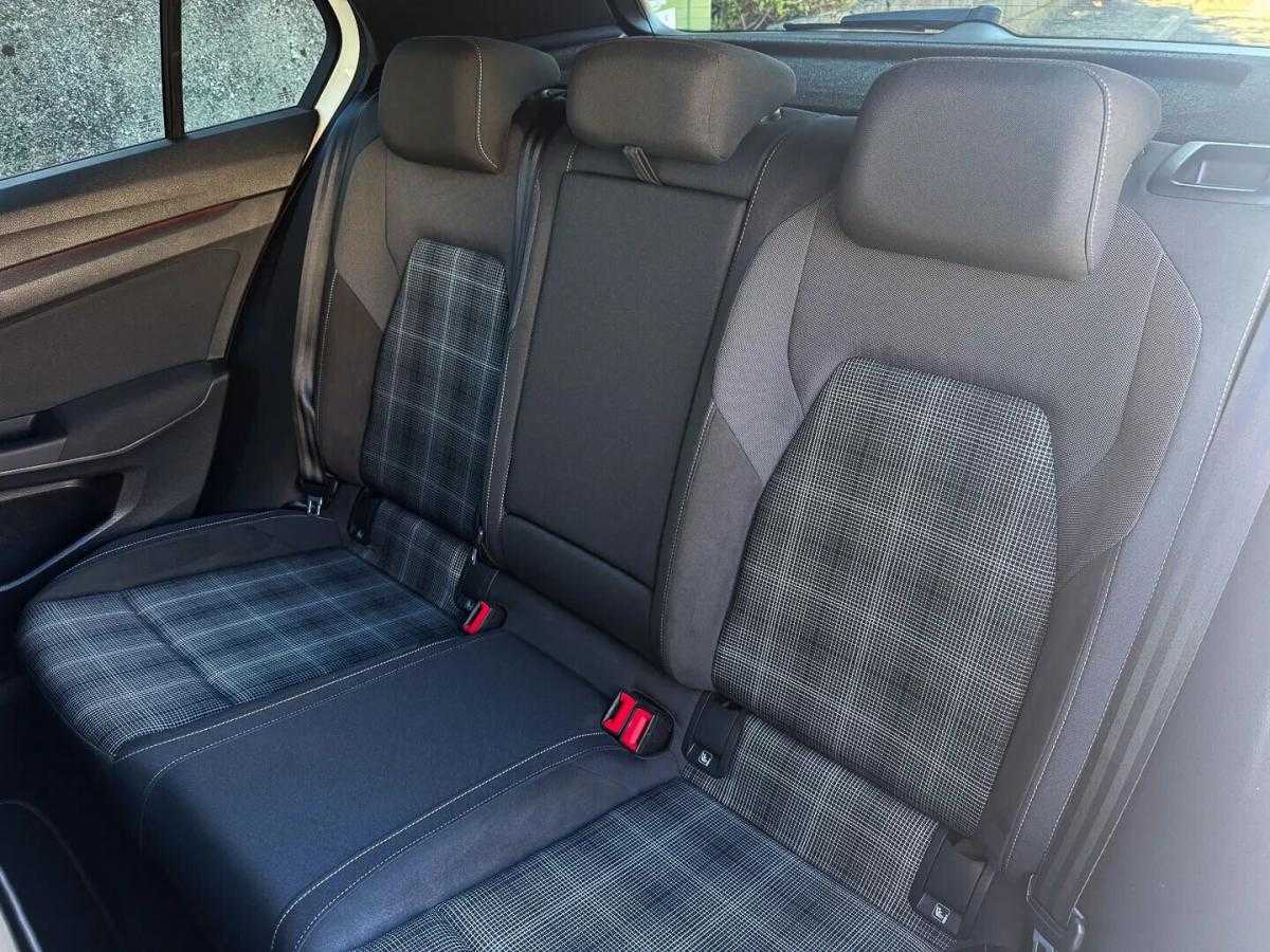 volkswagen-golf-2021-diesel-1968cc