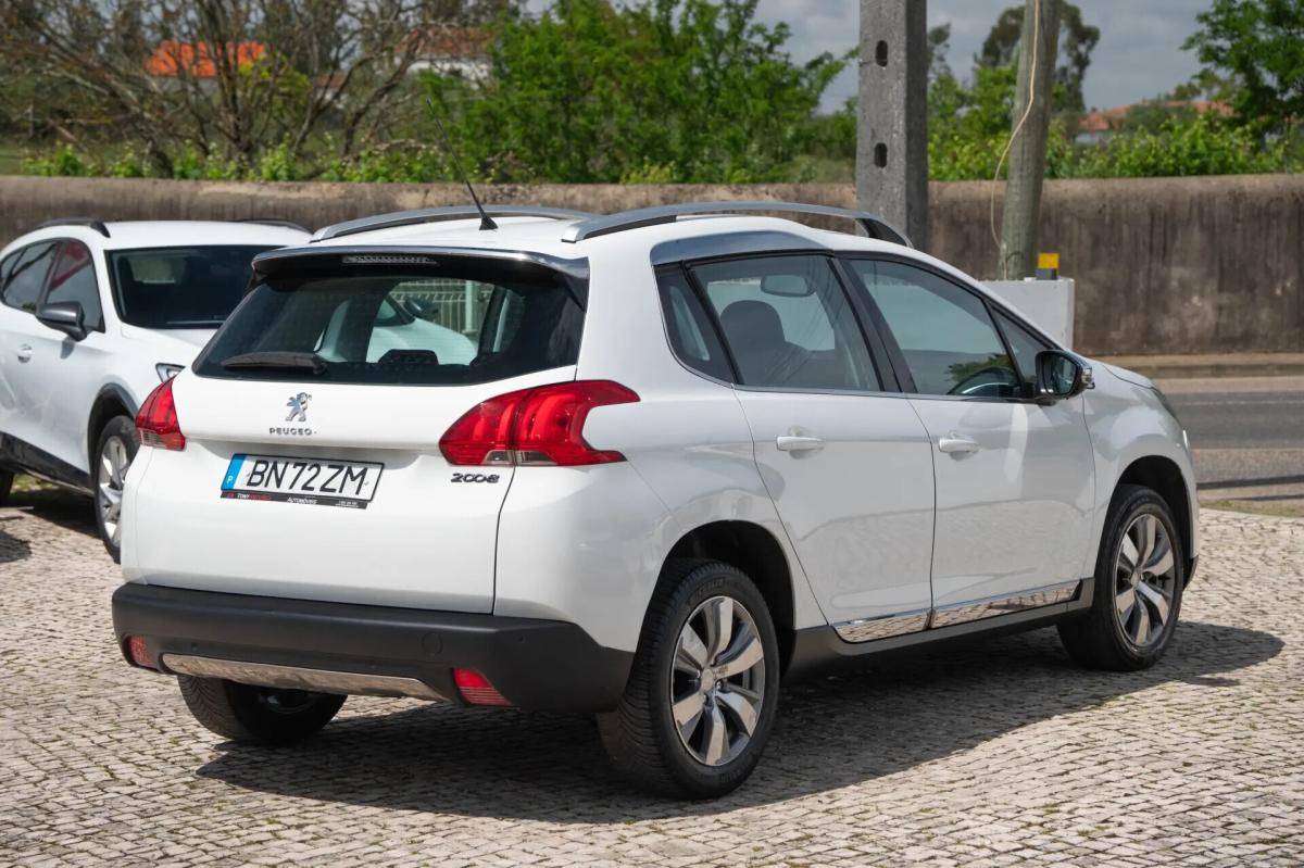 peugeot-2008-2013-gasolina-1199cc