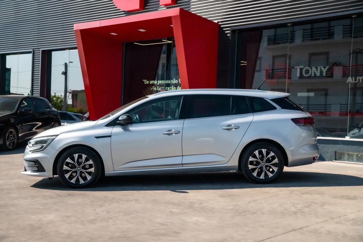 renault-megane-sport-tourer-2021-diesel-1461cc