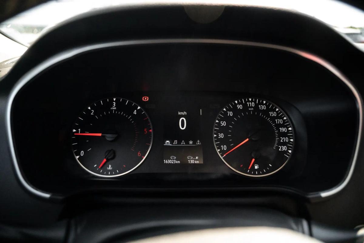 renault-megane-sport-tourer-2021-diesel-1461cc