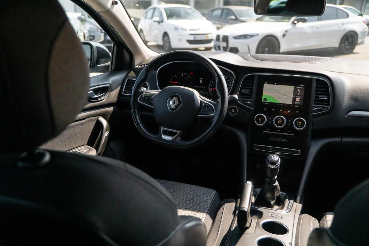 renault-megane-sport-tourer-2021-diesel-1461cc