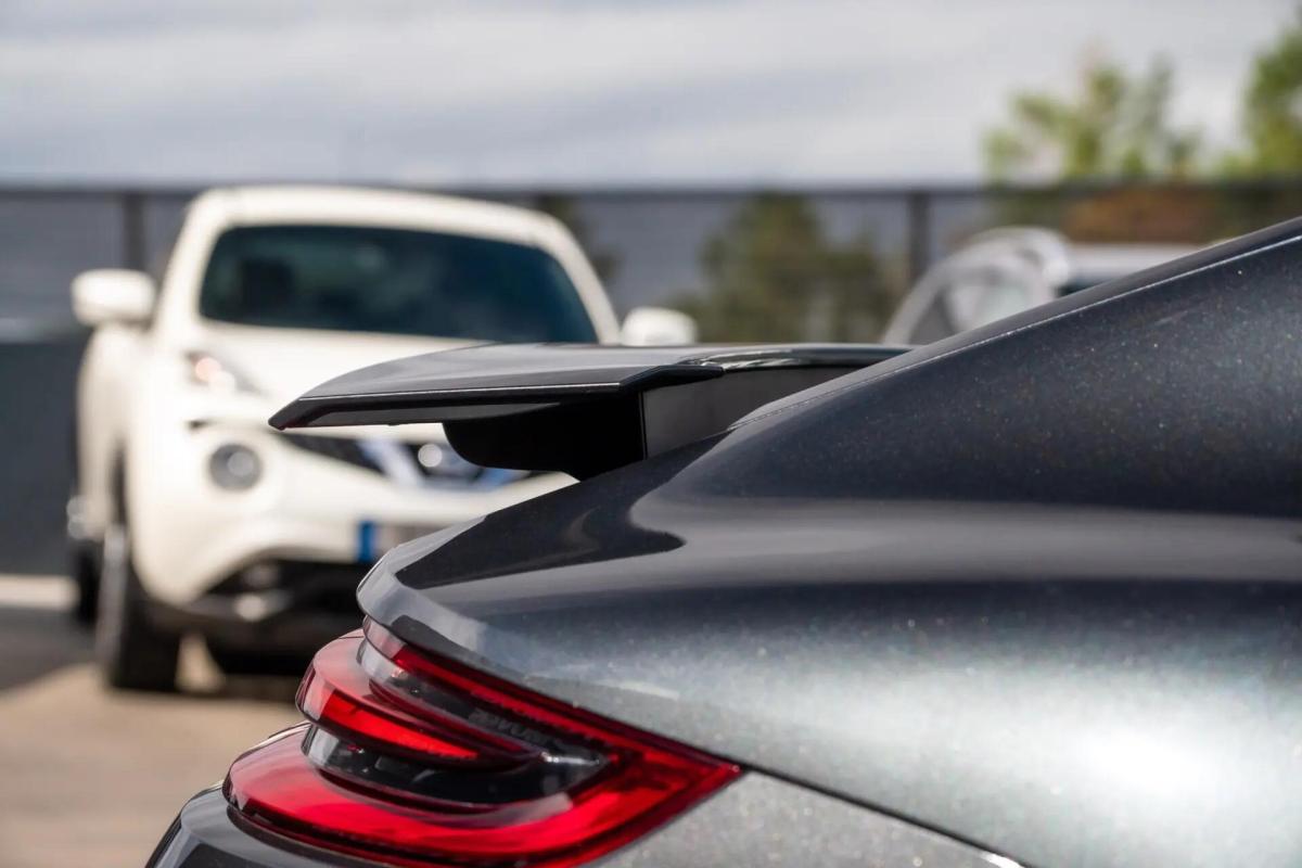 porsche-panamera-2018-hibrido-a-gasolina-2894cc