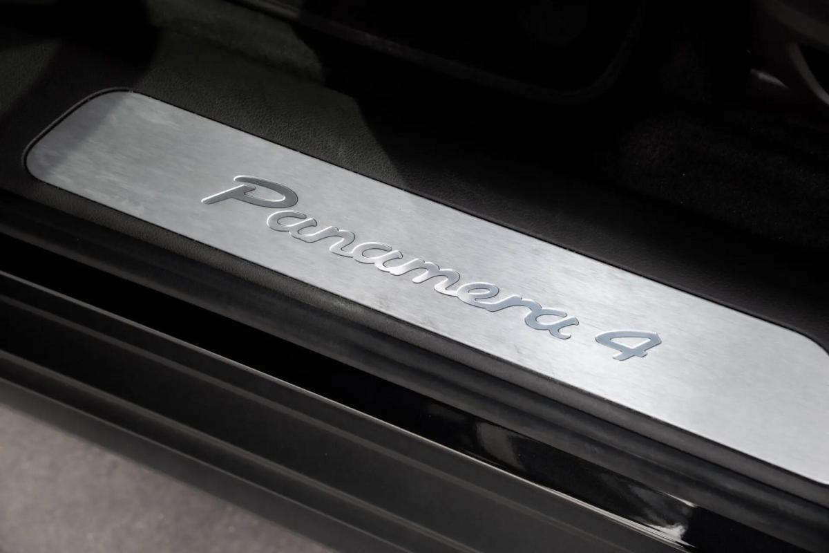 porsche-panamera-2018-hibrido-a-gasolina-2894cc