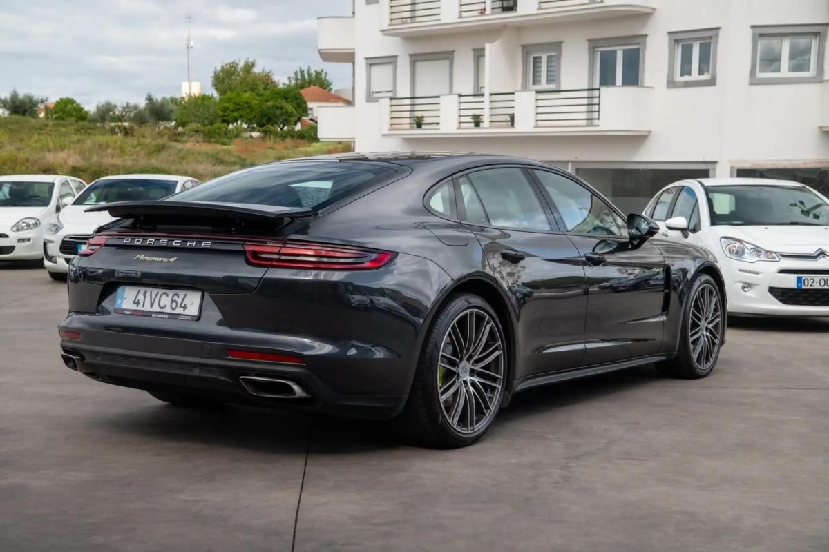 porsche-panamera-2018-hibrido-a-gasolina-2894cc