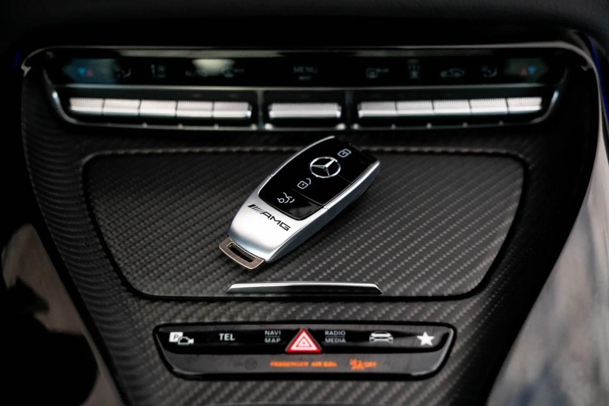 mercedes-benz-amg-gt-amg-gt-2023-gasolina-3982cc
