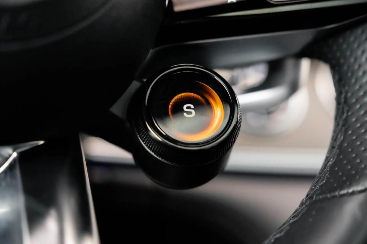 mercedes-benz-amg-gt-amg-gt-2023-gasolina-3982cc