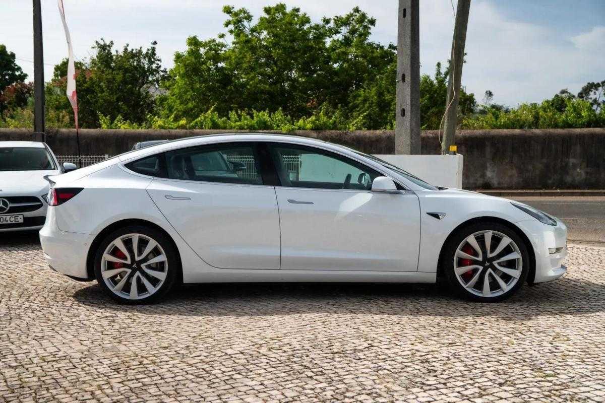 tesla-model-3-2019-eletrico-0cc