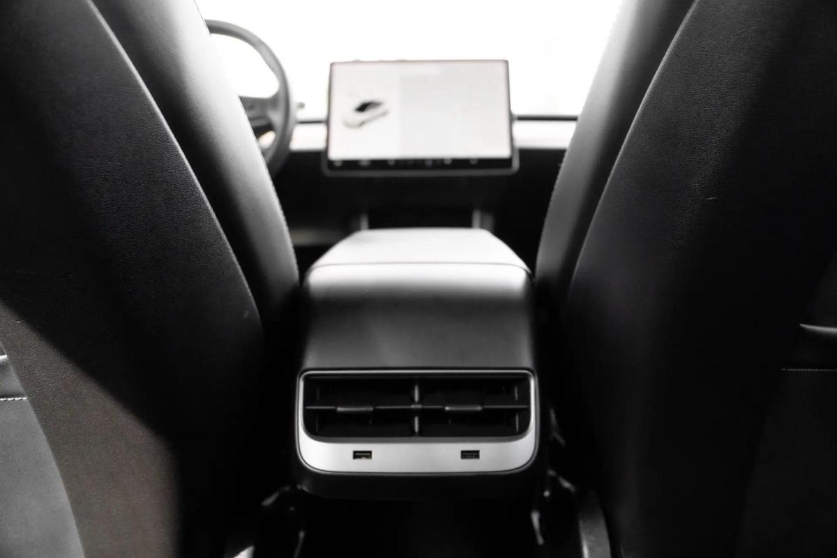 tesla-model-3-2019-eletrico-0cc