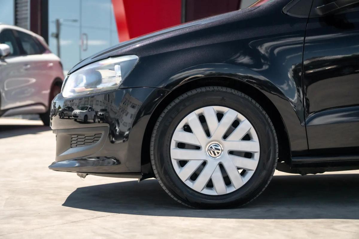 volkswagen-polo-2010-diesel-1598cc