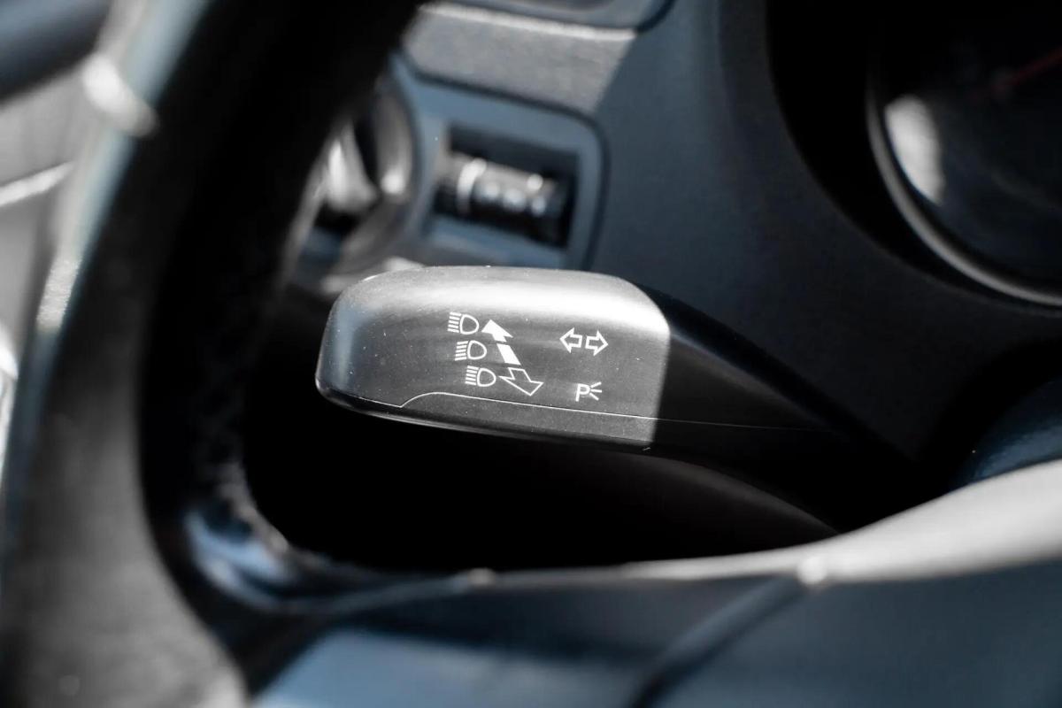 volkswagen-polo-2010-diesel-1598cc