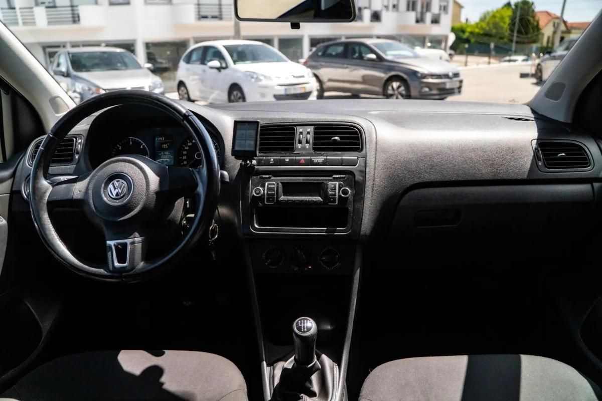 volkswagen-polo-2010-diesel-1598cc