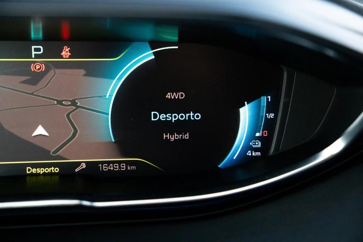 peugeot-3008-2022-hibrido-a-gasolina-1598cc